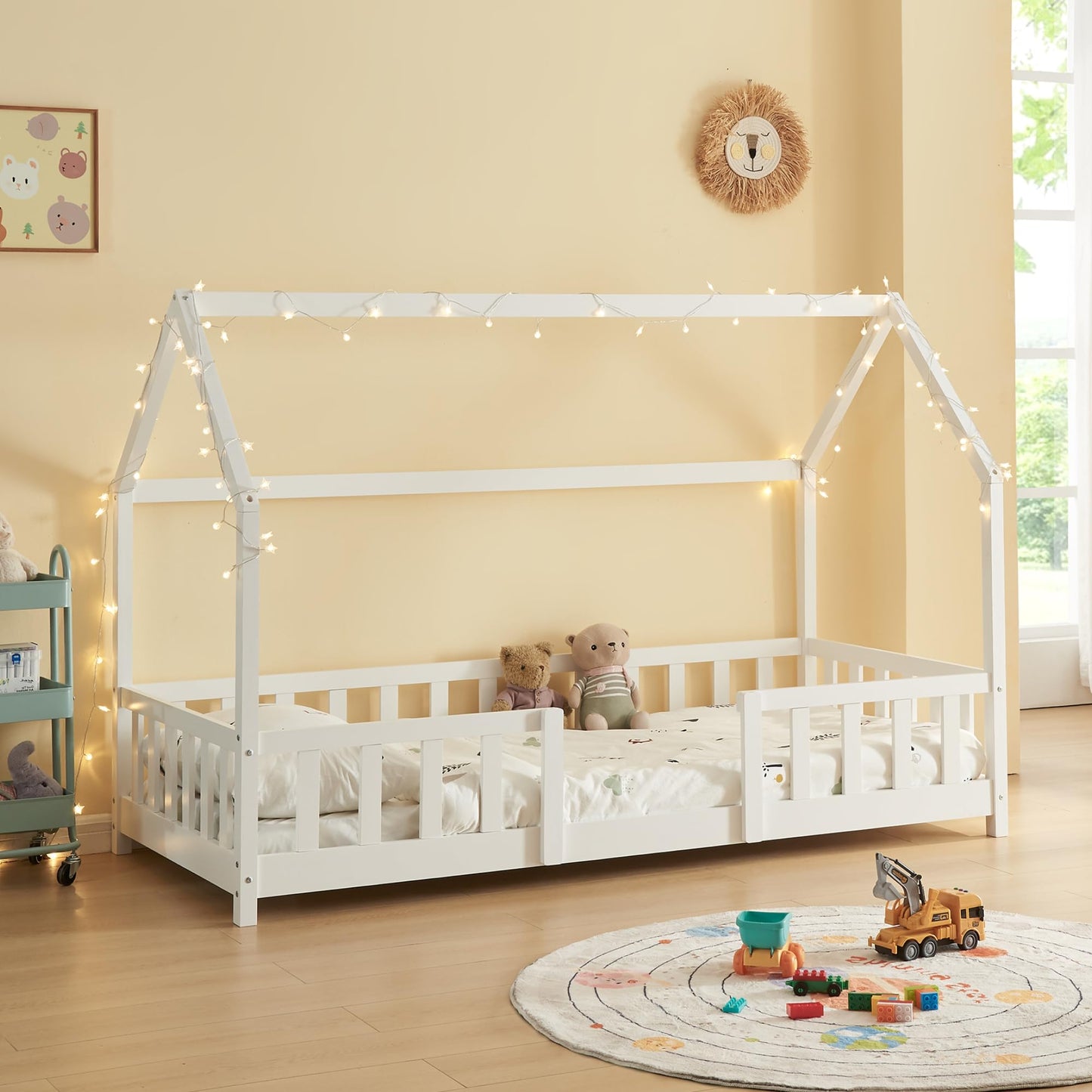 [en.casa] Kinder Hausbett aus Kiefernholz mit Lattenrost & Matratze, Montessori Kinderbett mit Rausfallschutz, stabiles Spielbett für Kinderzimmer