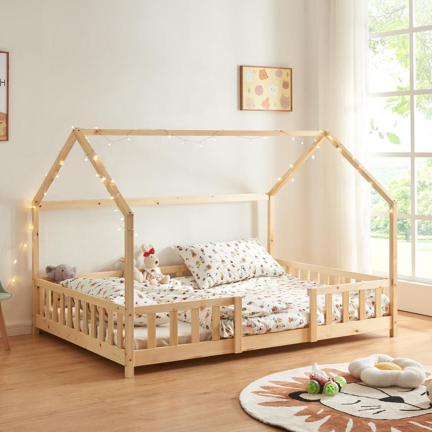[en.casa] Kinder Hausbett aus Kiefernholz mit Lattenrost & Matratze, Montessori Kinderbett mit Rausfallschutz, stabiles Spielbett für Kinderzimmer